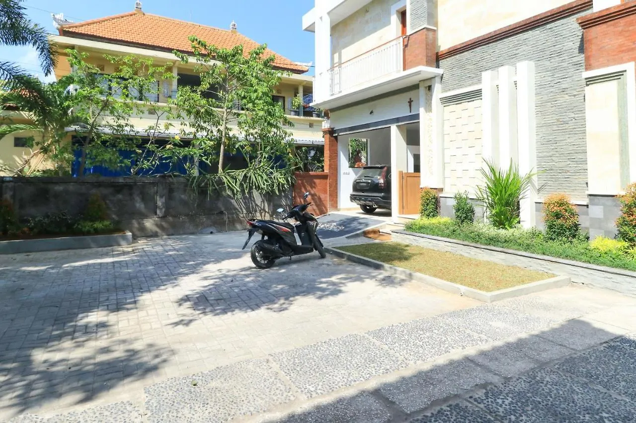 Manu Guest House 2 Canggu